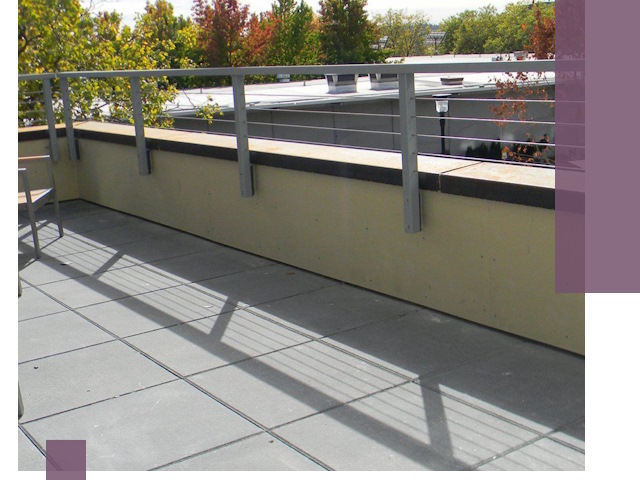 Металлические парапеты под ключ в Алапаевске: монтаж и изготовление